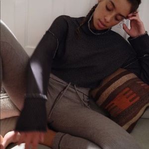 BLACK urban outfitters mock neck seater